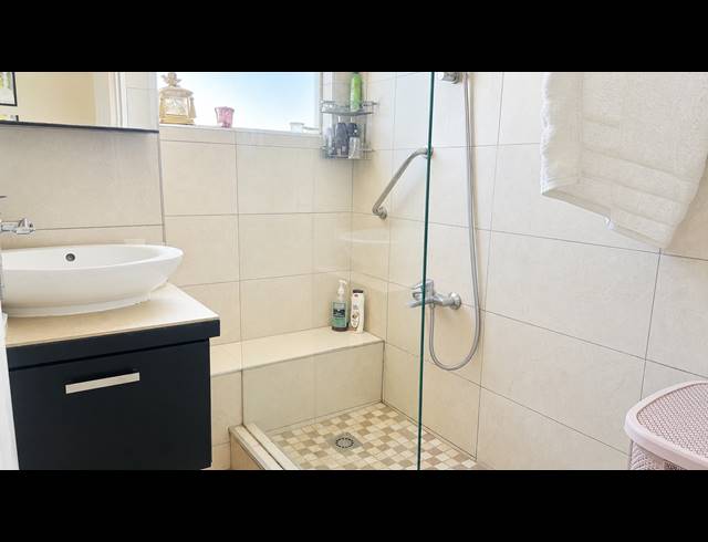 2 BEDROOM APARTMENT FOR SALE IN MORNINGSIDE